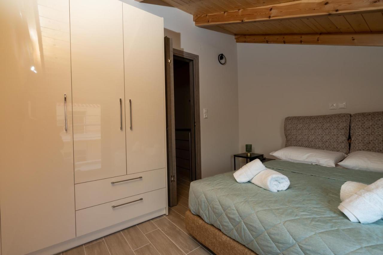 Апартаменты Comfy & Stylish Apt In Янина Экстерьер фото